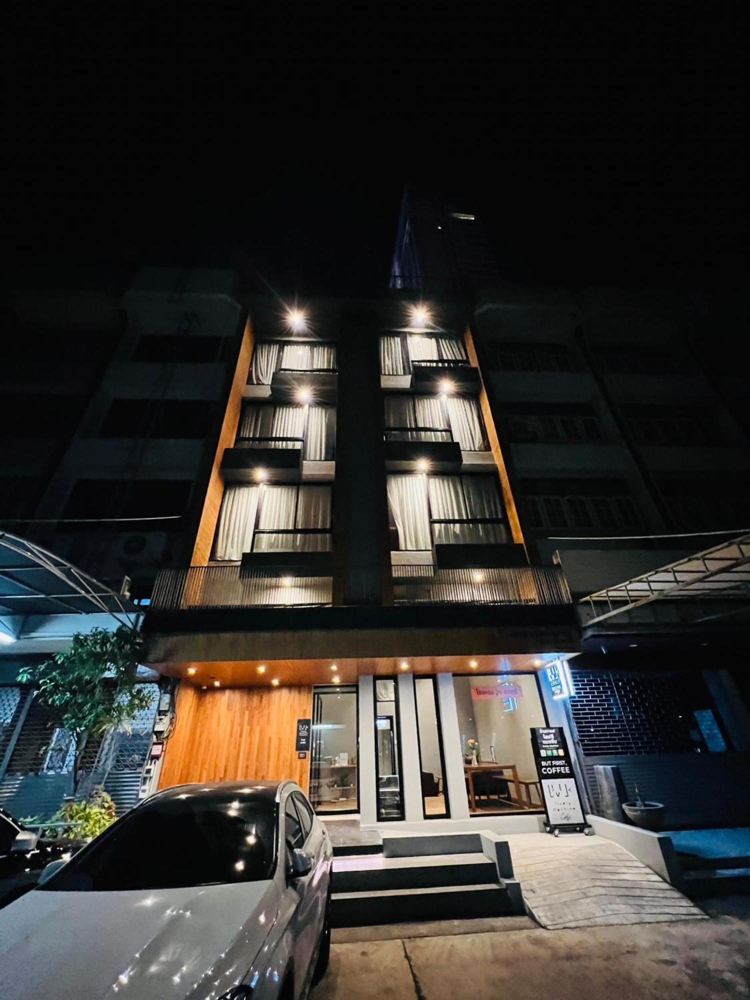 Woodstory Boutique Hotel Bangkok Exterior foto